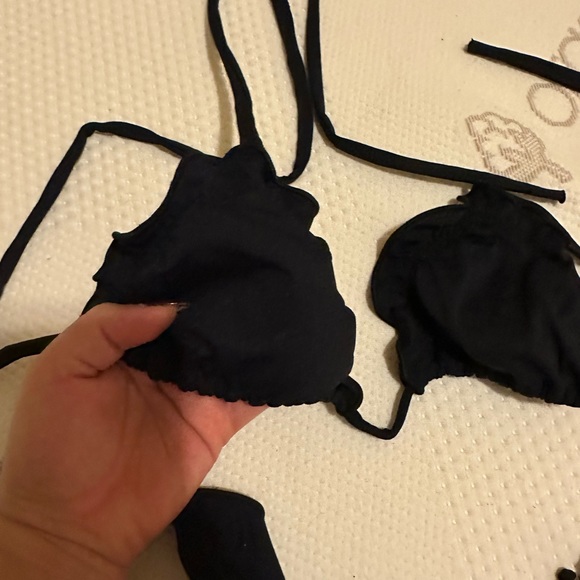 Bikini - Picture 2 of 5